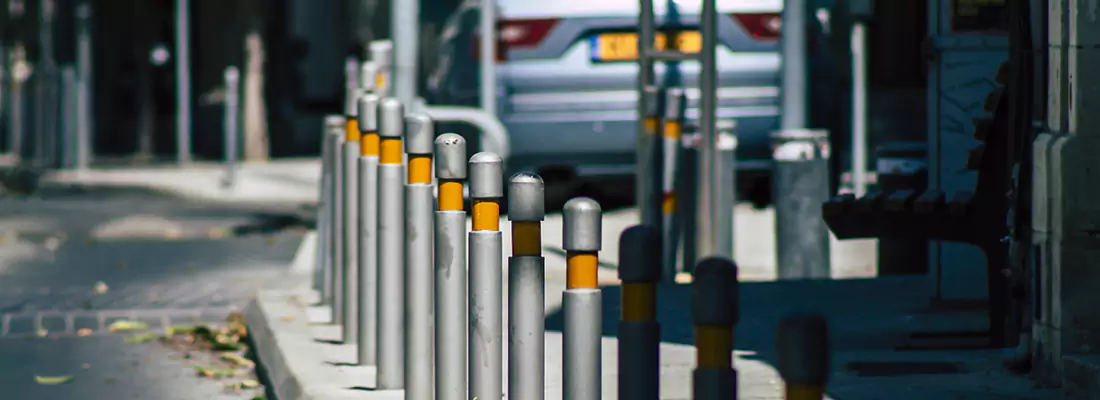 Safe and Convenient Retractable Barrier Column Systems for Properties in Coral Springs, FL